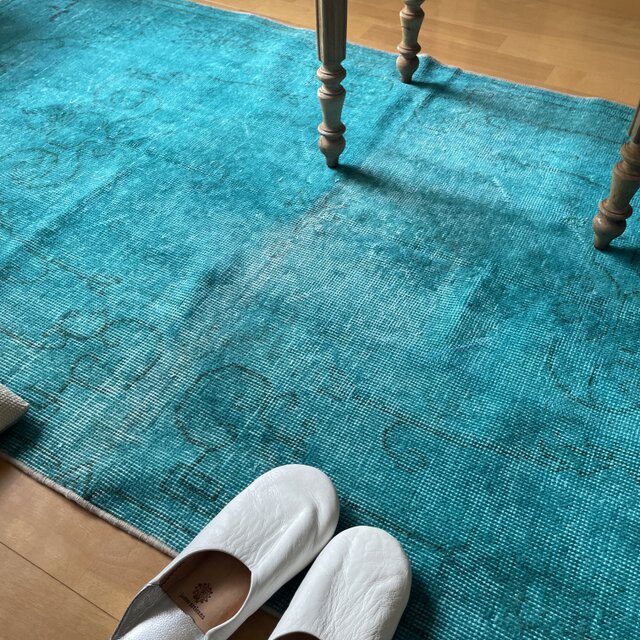 91×176淡いベージュ青い花 ボタニカル柄 トルコヴィンテージラグ 91