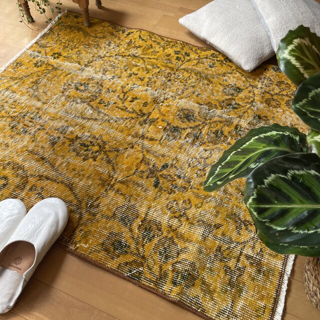トルコヴィンテージラグ 84×104 ひまわりイエロー オーバーダイ トルコ