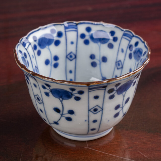 古伊万里 染付 芙蓉手草花文 小鉢 江戸後期 E2096 | iichi 日々の