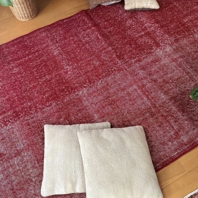 121×205 レッドオーバーダイ ワンカラーラグ トルコヴィンテージラグ