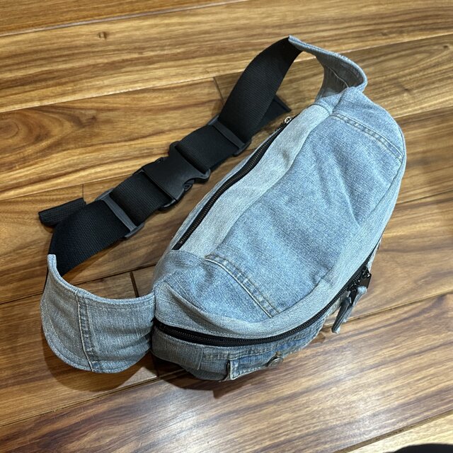 ボディバッグ☆デニムリメイク☆トートバッグ マザーズバッグ ウエスト