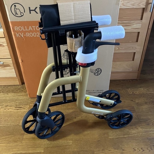 新品・未使用】KEEVE 高齢者用 歩行器 KV-R002 ゴールド (Fiky) 本八幡