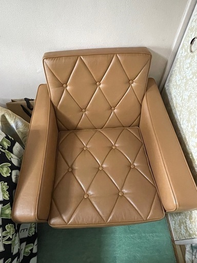 カリモク60 販売 ロビーチェア【3月引越大特価】