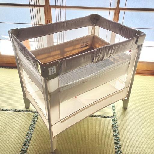 アップリカ ココネルエアー プラス AB ホワイトベージュ アップリカ