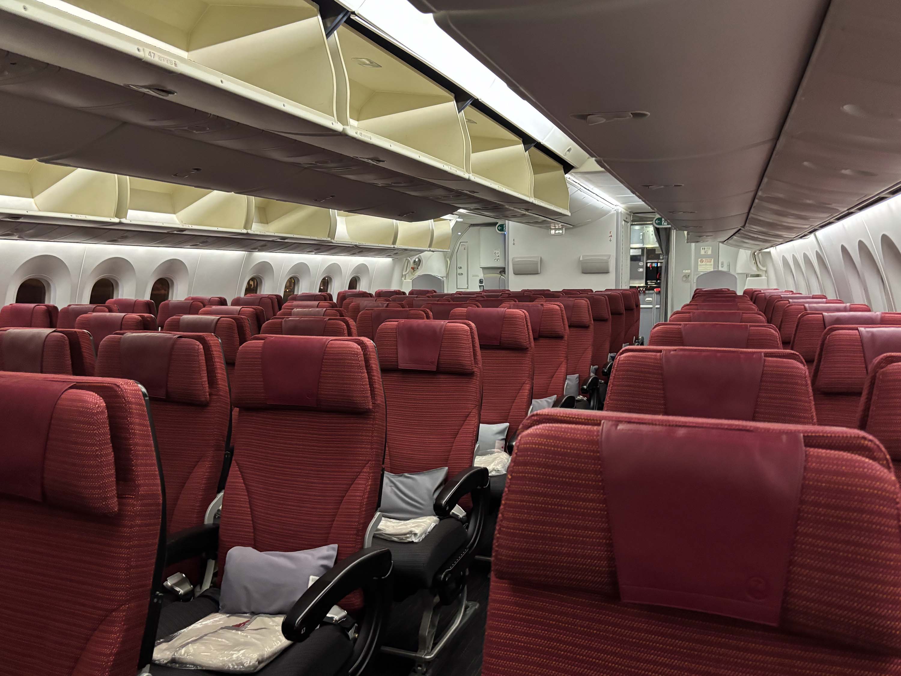 Review: Japan Airlines 787-8 Economy Class (CGK-NRT)