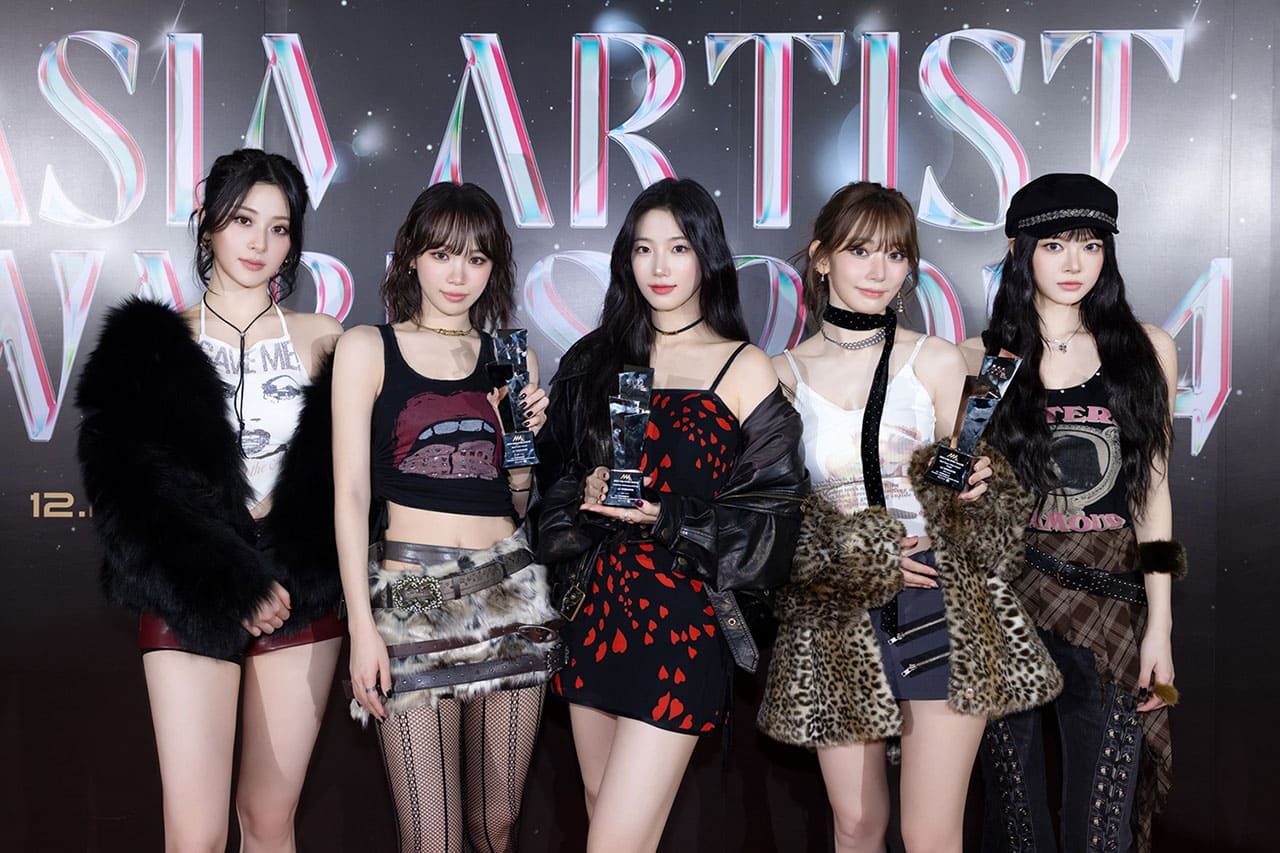 LE SSERAFIM Wins Performance of the Year at AAA 2024, Secures