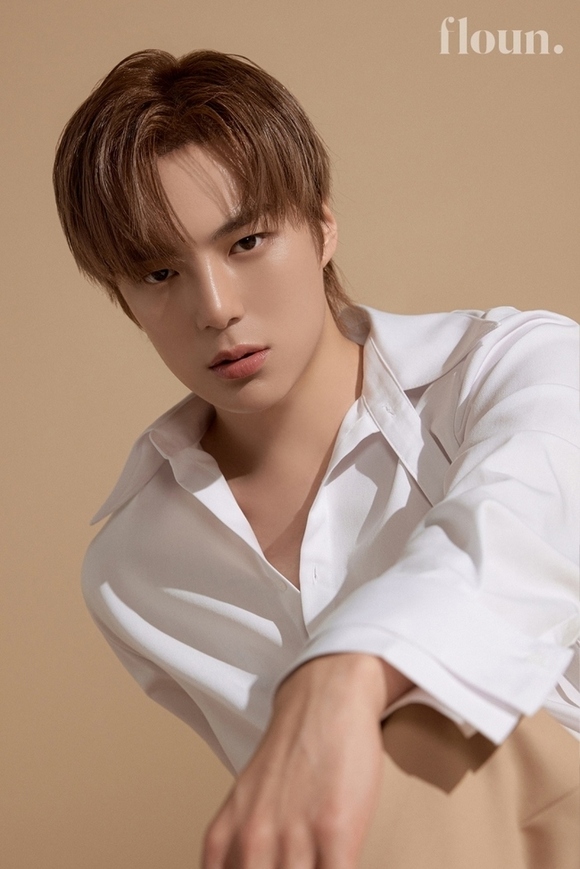 MONSTA X ミニョク、スキンケアブランド「floun․」のモデルとして再