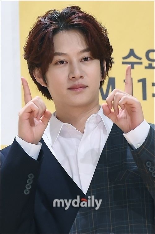 SUPER JUNIOR ヒチョル、過去の交通事故で障害認定を受ける「ファンが