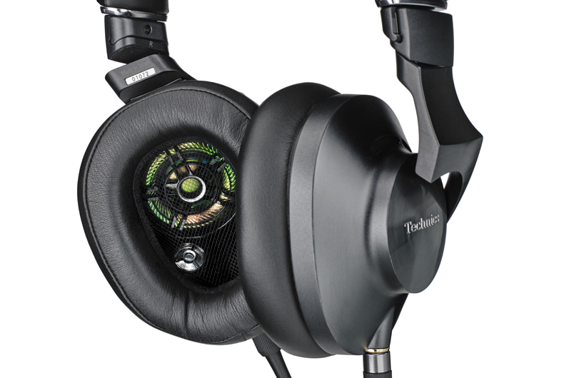 Technics EAH-T700 review | What Hi-Fi?