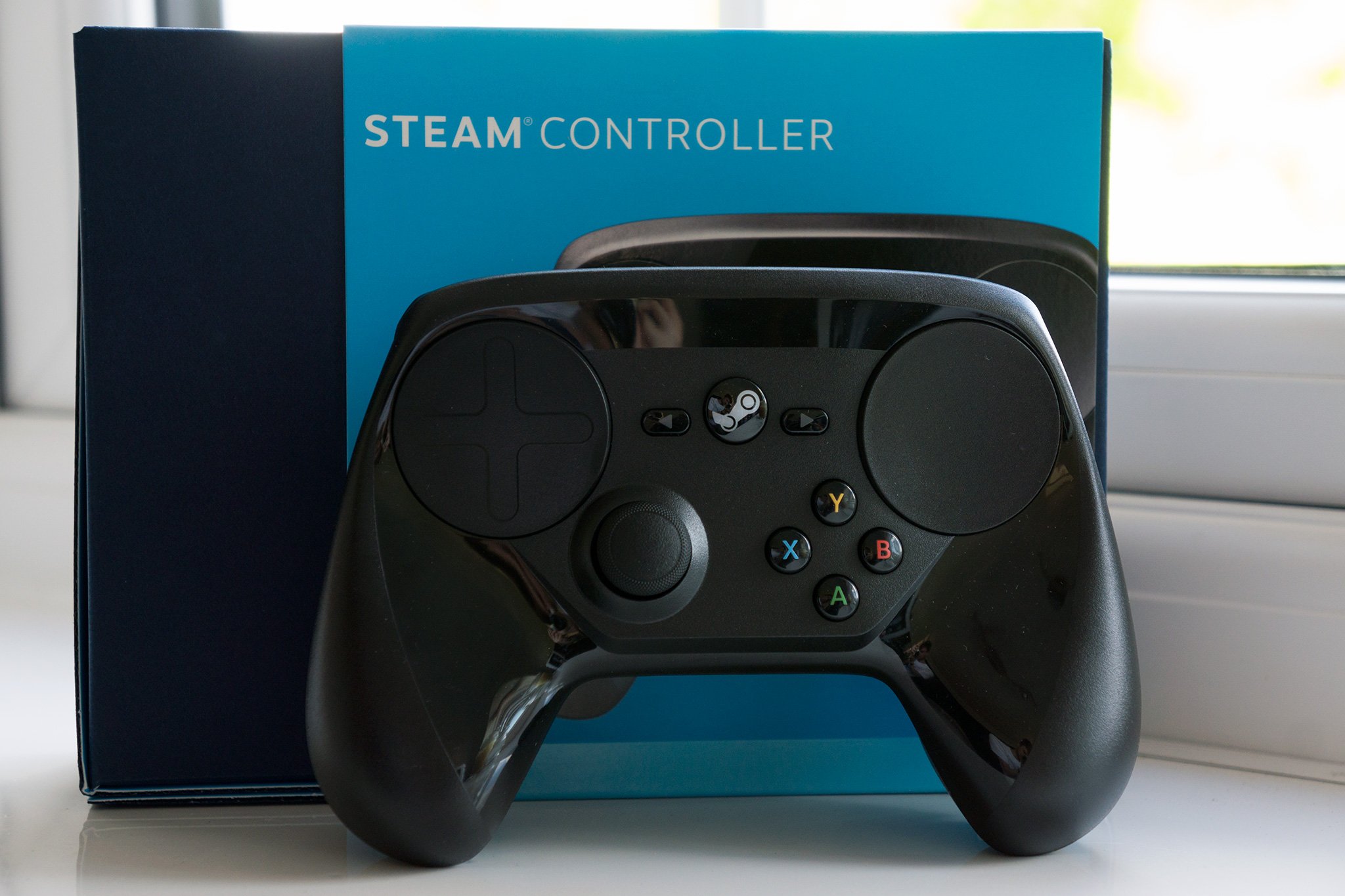 Steam Controller review: Valve's sturdy and odd-looking gamepad