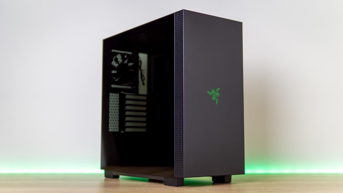 Razer Tomahawk ATX Review: If You Must Own a Razer Case | Tom's