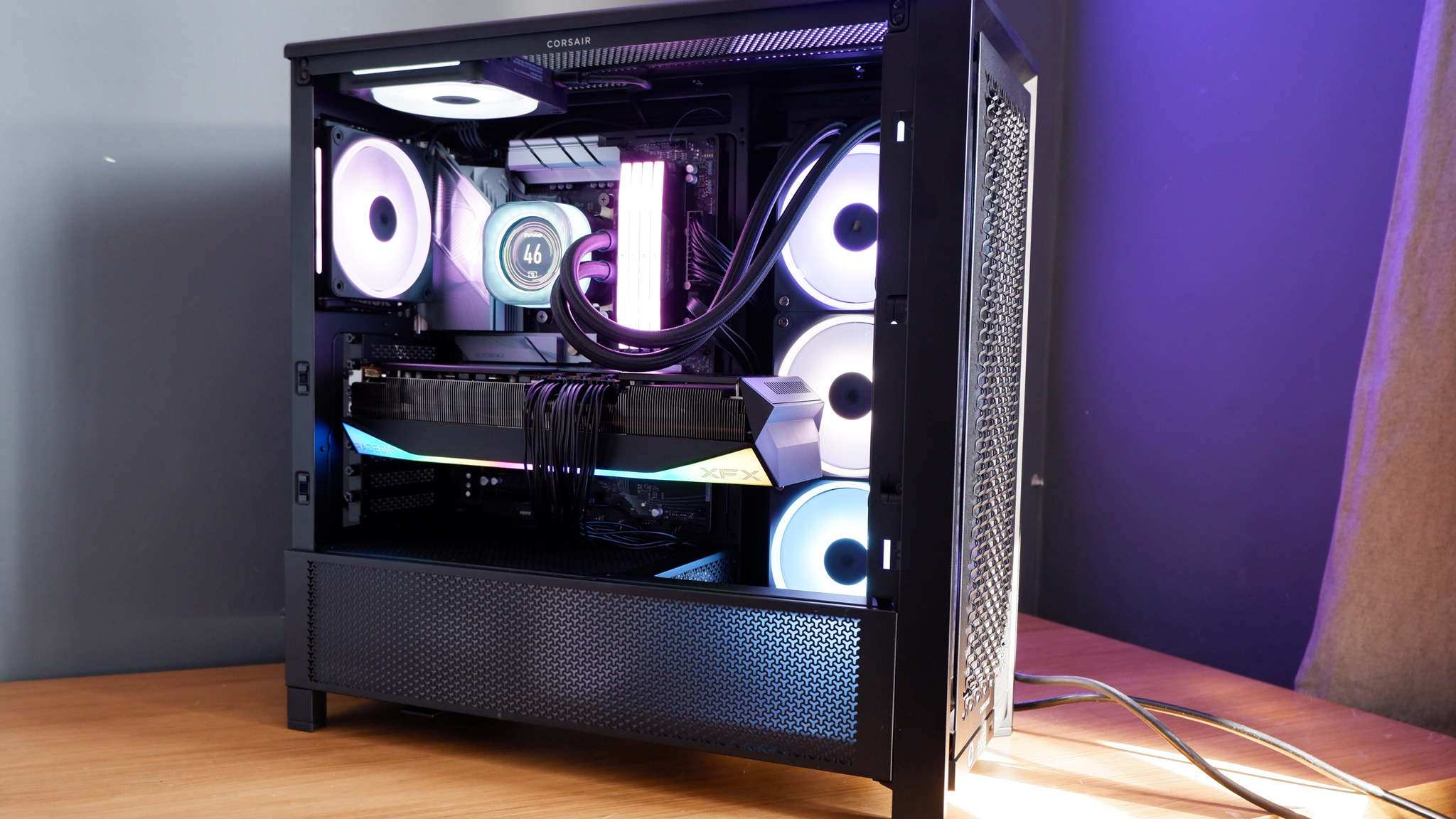 Corsair iCUE Link Titan 360 RX LCD review | PC Gamer