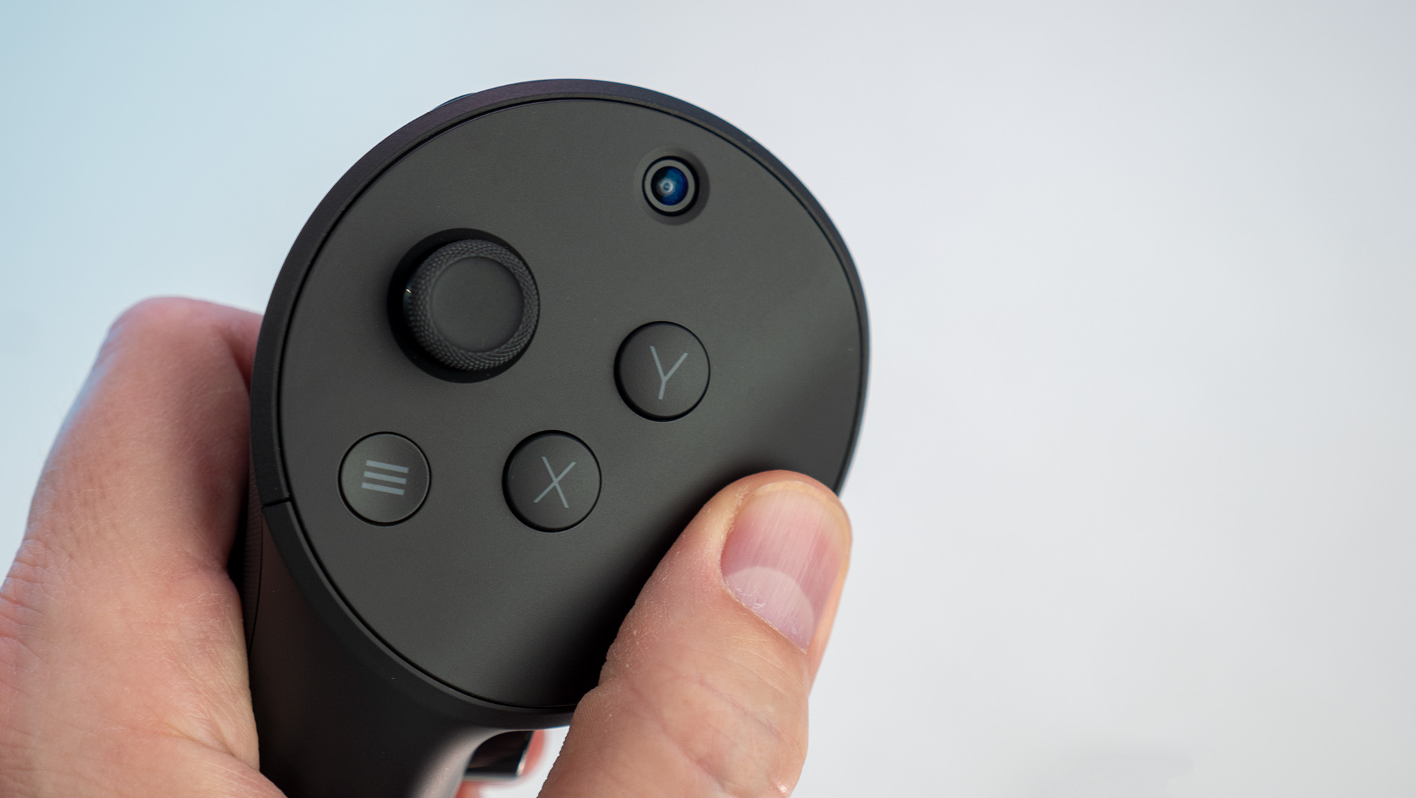 Turns out, Quest Pro controllers have a hidden touchpad | Android