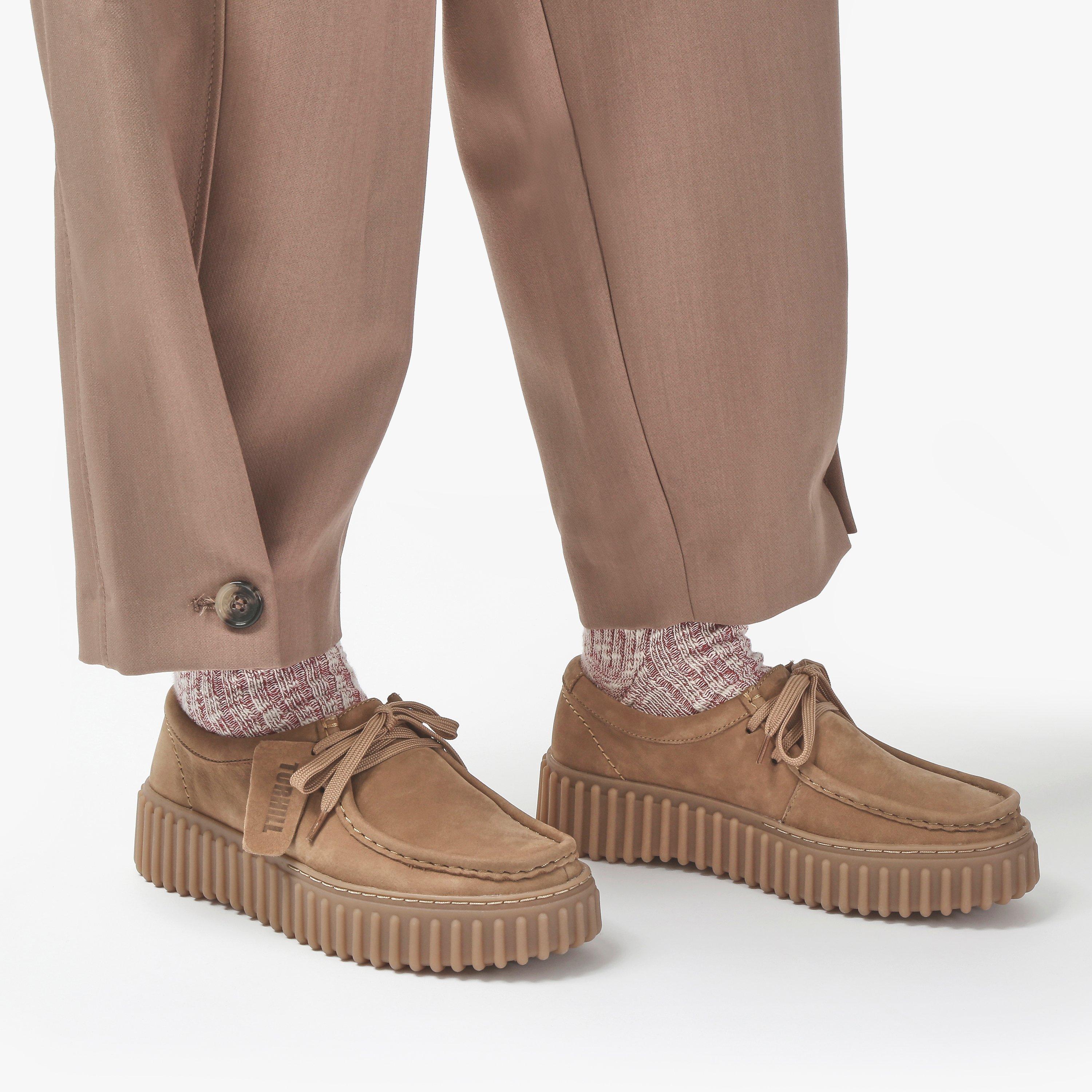 WOMENS Torhill Bee Light Tan Nubuck Moccasins | Clarks US