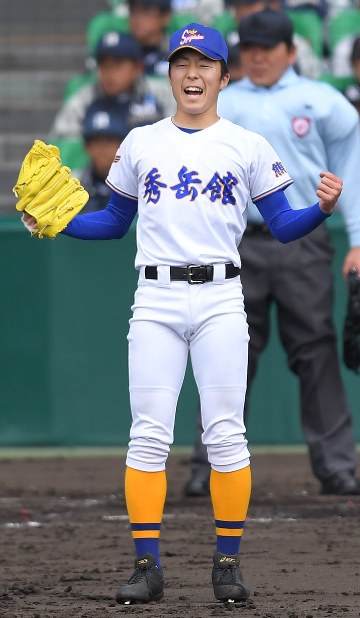 選抜高校野球：左ダブルエースで昨夏王者降す 秀岳館8強 | 毎日新聞