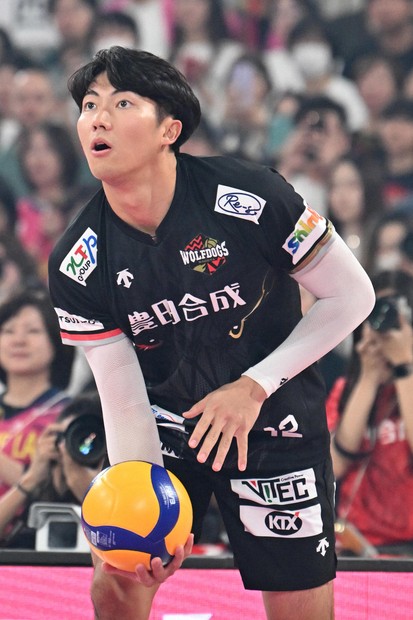 バレー界の「二刀流」 ウルド名古屋・水町泰杜 きっかけは熊本地震