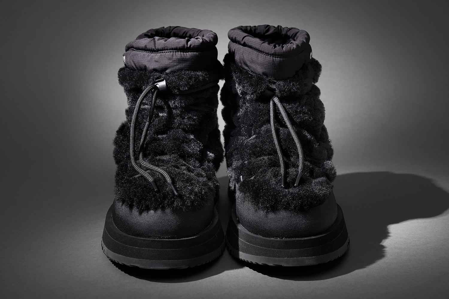 SUICOKE × MASTERMIND WORLDの『BOWER-TRab-FUR-MM』
