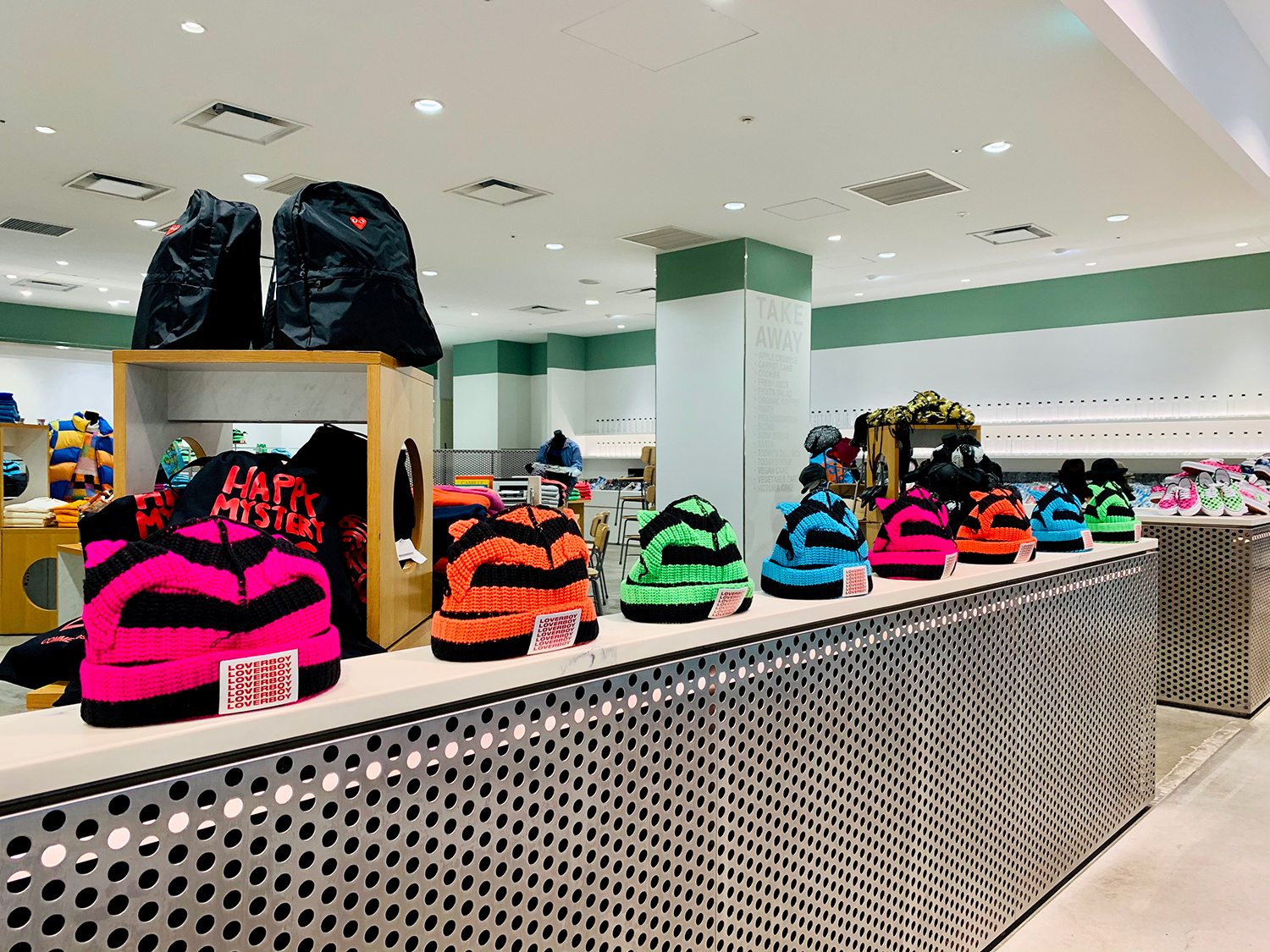 DOVER STREET MARKET GINZAの7Fに期間限定のゲリラショップがオープン