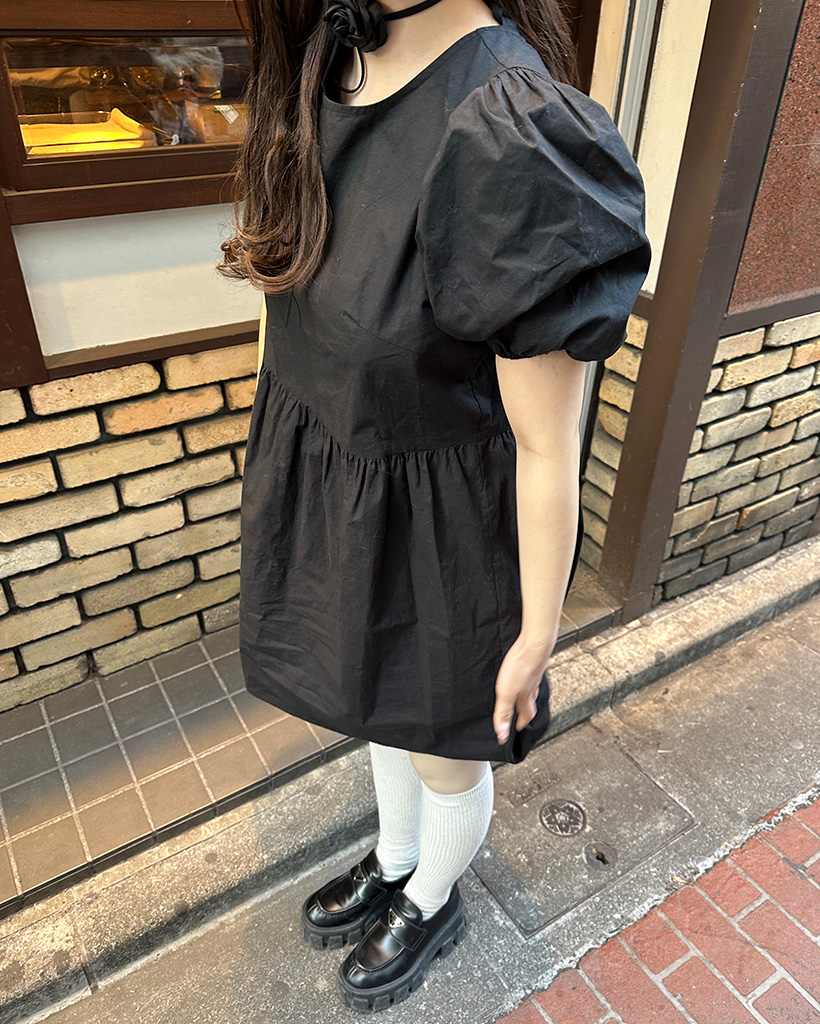 バックストリングパフスリーブミニワンピース | ファッション通販