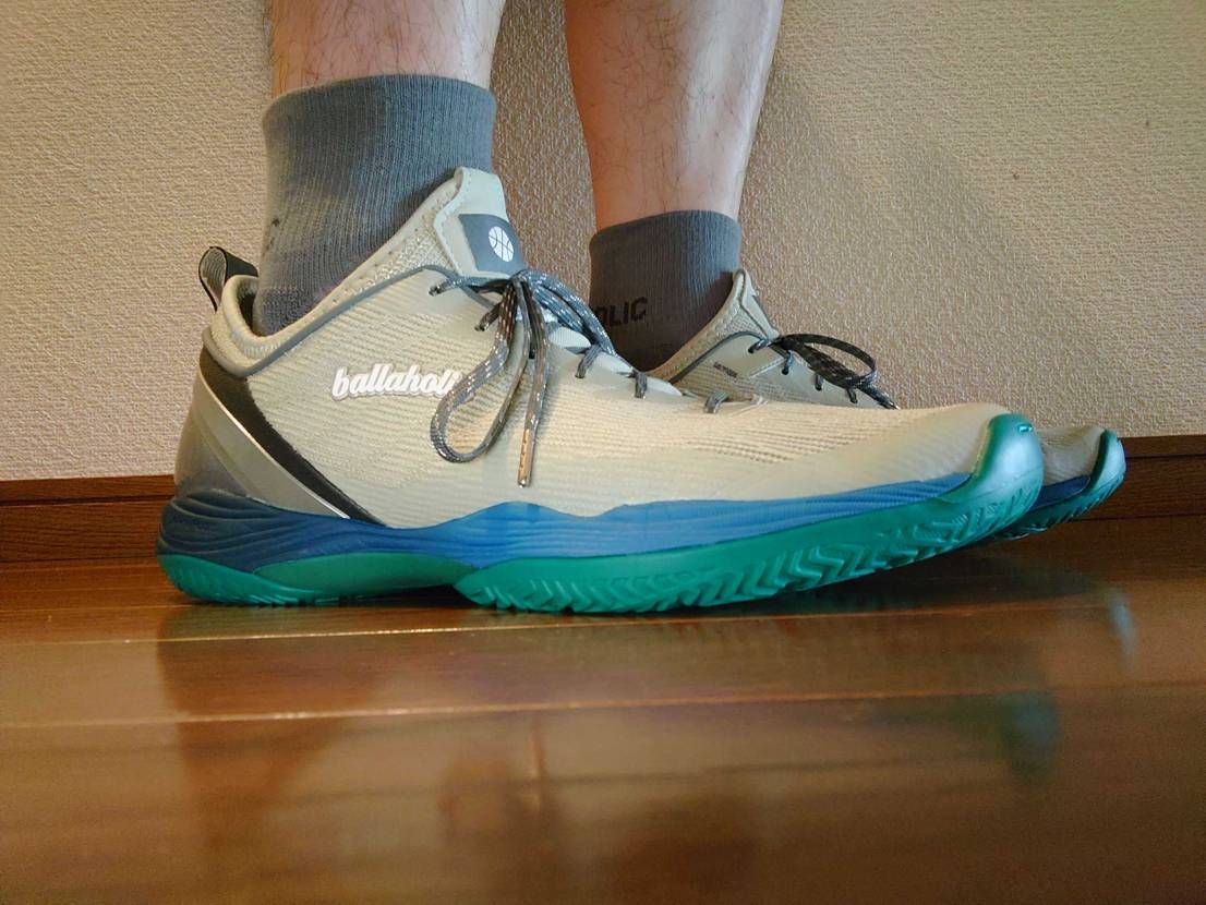 ボーラホリック × アシックス グライド ノヴァ FF 2 