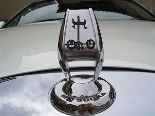 純正OP ボンネットマスコット のパーツレビュー | ヌエラ(harinezumi