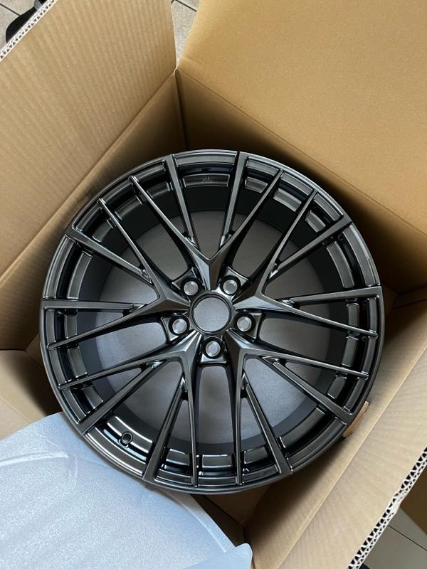 レクサス(純正) MORIZO RR 純正ホイール 4261A-52040 のパーツレビュー