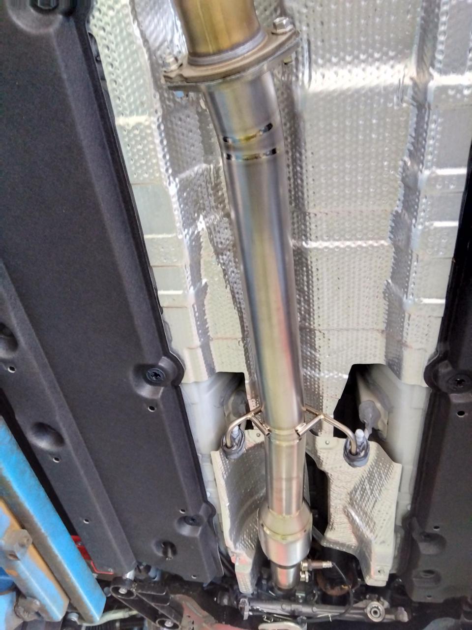 icode チタニウム製メタル触媒付き中間パイプ(第2触媒) のパーツ