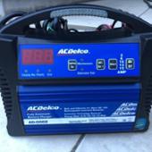 AD-0002 12V全自動バッテリーチャージャー15A AC Delco(エーシーデルコ