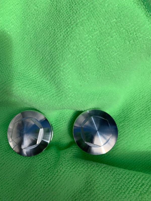 弁天部品 フロントフォーク トップキャップ ボルト のパーツレビュー