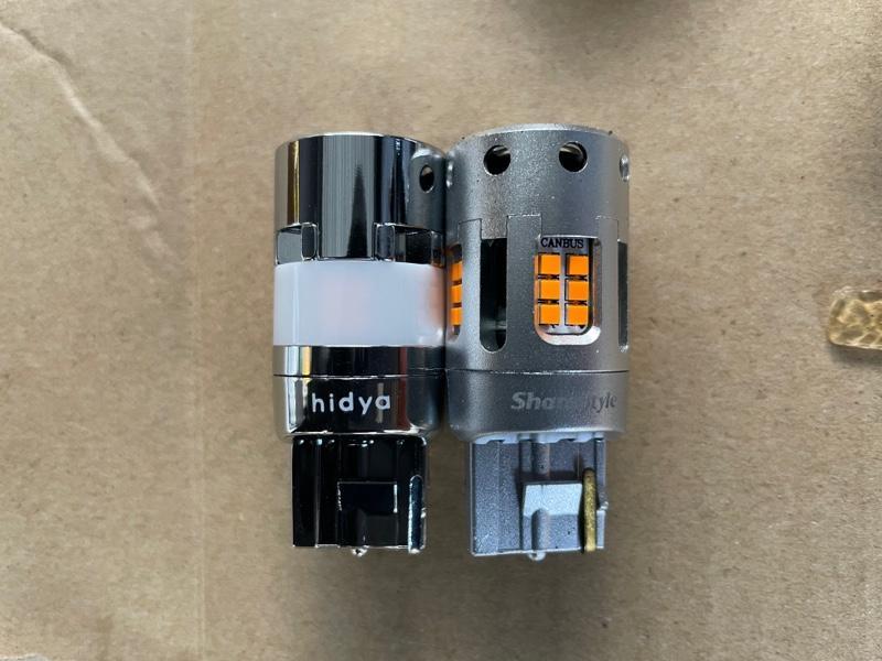 HID屋 LED ウインカー T20 兼 T20ピンチ部違い 1100lm のパーツ