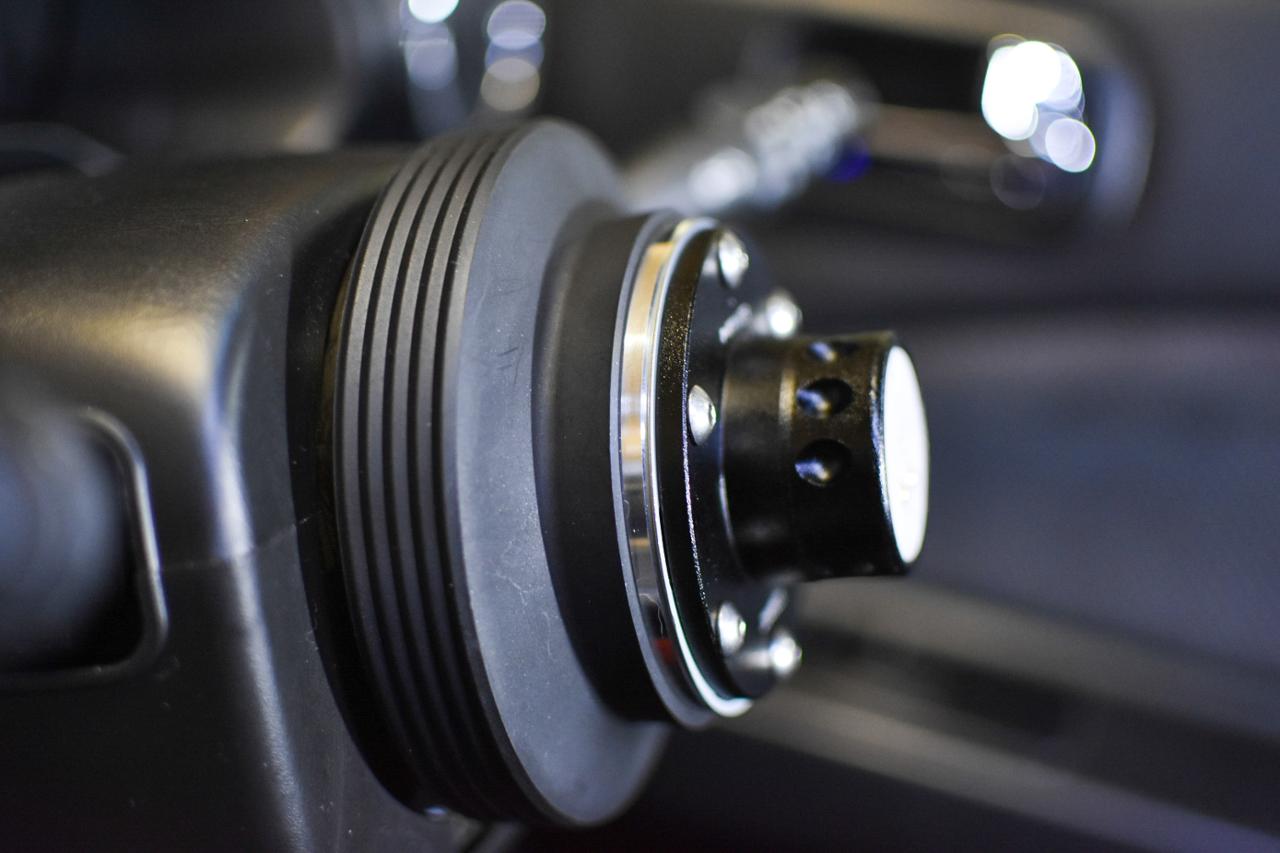 Works Bell ラフィックス専用ショートボスキット のパーツレビュー