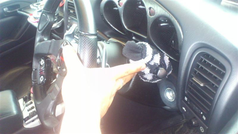 アリストのボス交換(自分の)と社外ハンドルへ交換(友達の)（トヨタ