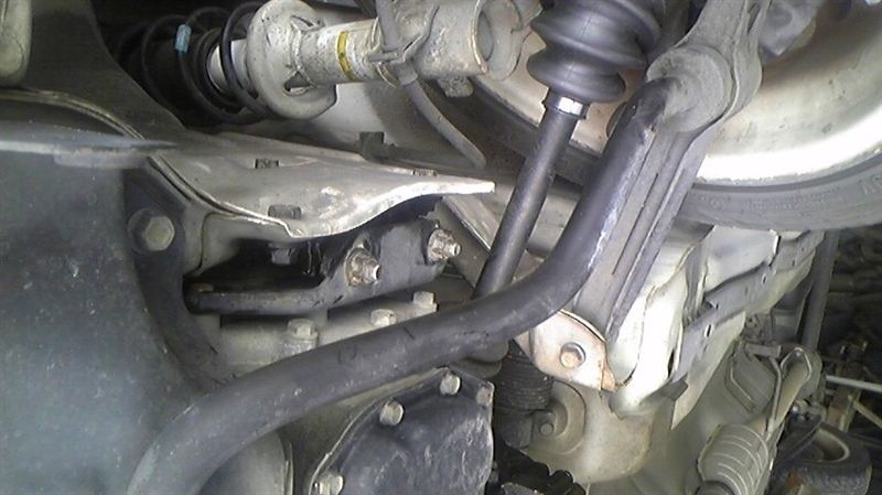 ミッションマウント（純正）（スズキ アルトワークス・HA11S/HA21S