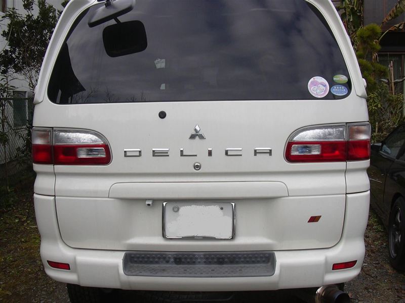 LEDテールレンズ交換（三菱 デリカスペースギア・PxxW）by イッコウ