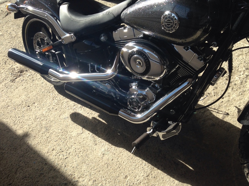 FXSBマフラー交換（ハーレーダビッドソン ソフテイル ブレイクアウト