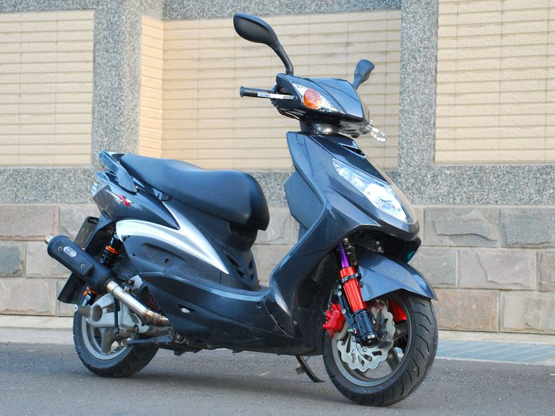 マフラー交換 (NCY ブラックアーバンマフラー ロング MotoGP)（ヤマハ