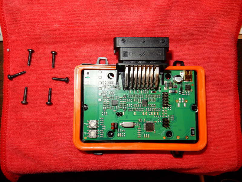 RaceChip Ultimate ダイヤル調整（フォルクスワーゲン ゴルフ R