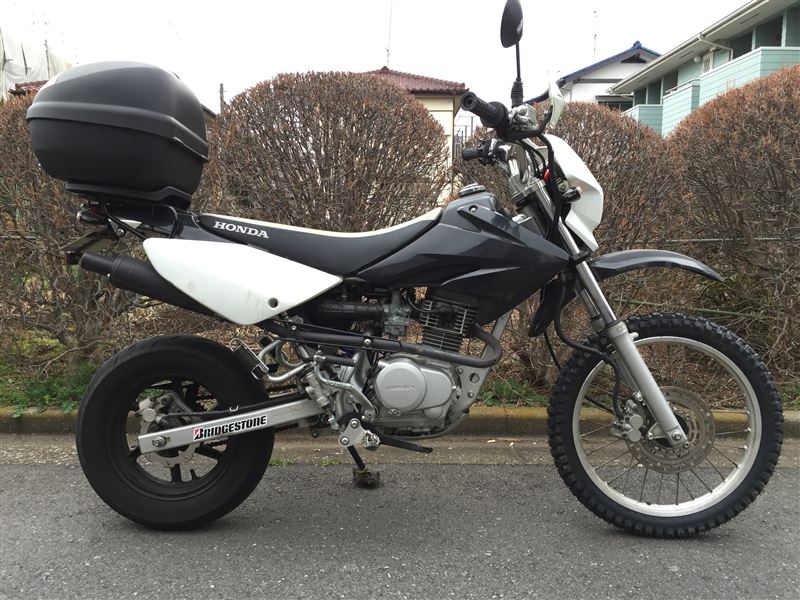 オフ足化装着編① ～ フロントホイール ～（ホンダ XR100 モタード）by