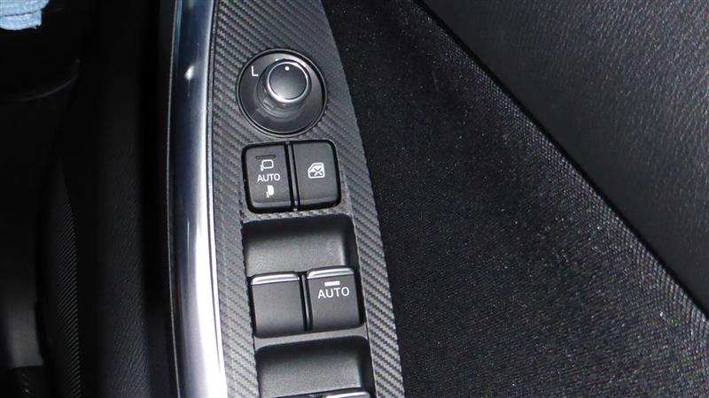 マツダ純正MC後パワーウィンドウスイッチ取り付け（マツダ CX-5・KE