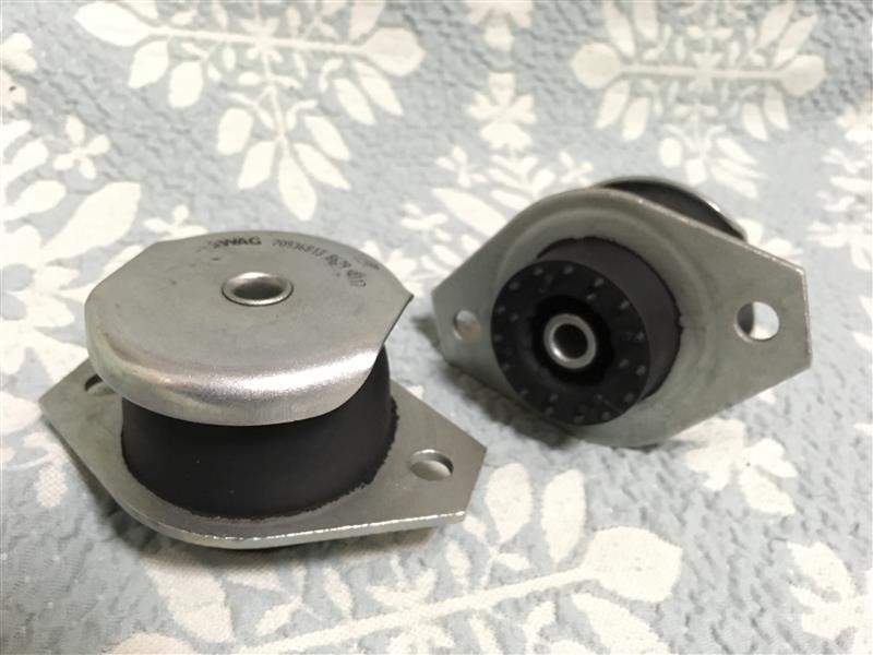 エンジンマウント交換（フィアット パンダ・初代）by ホグ＆ポム