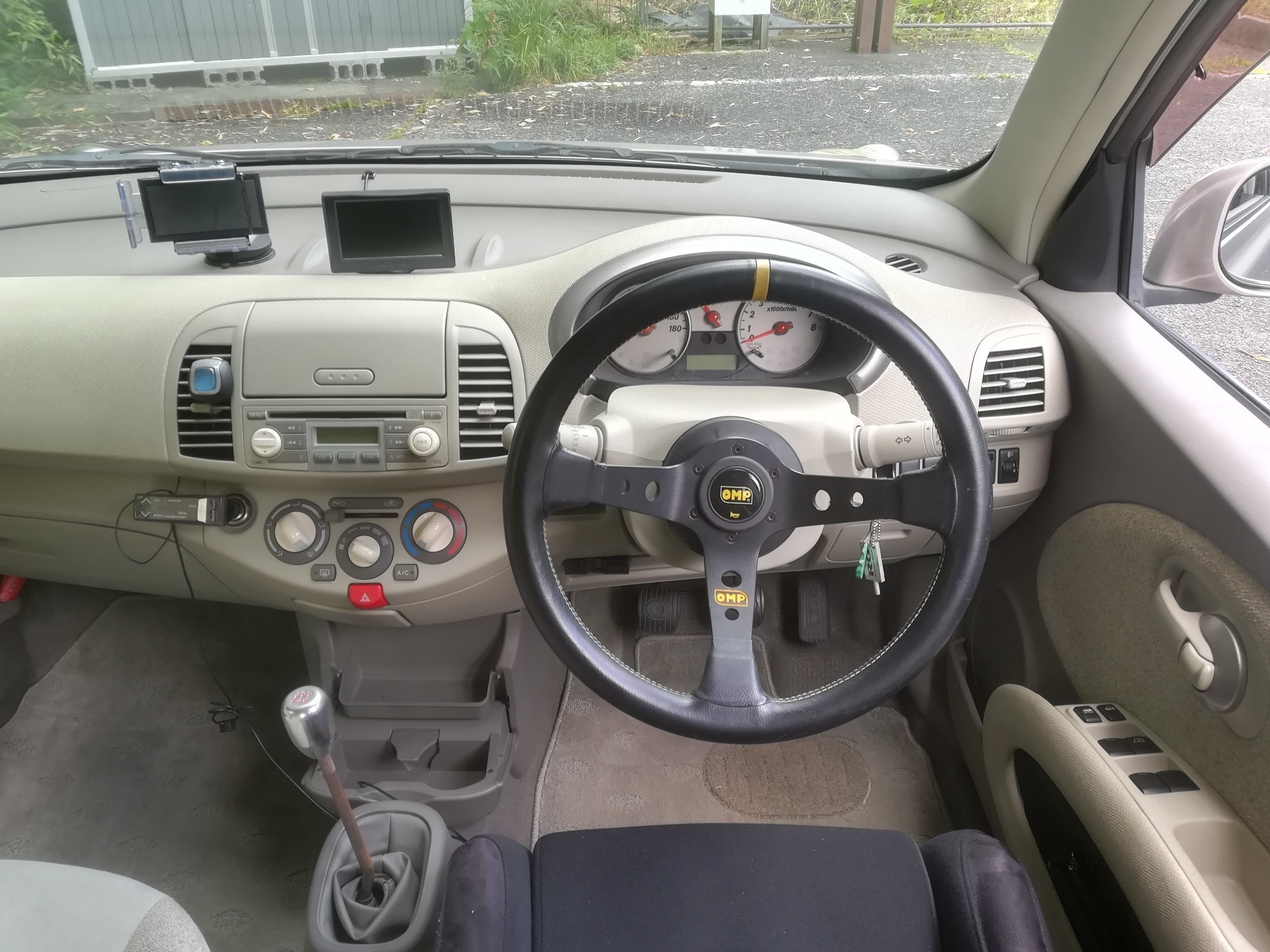 ①ステアリング交換（日産 マーチ・K12）by dxprnye - みんカラ