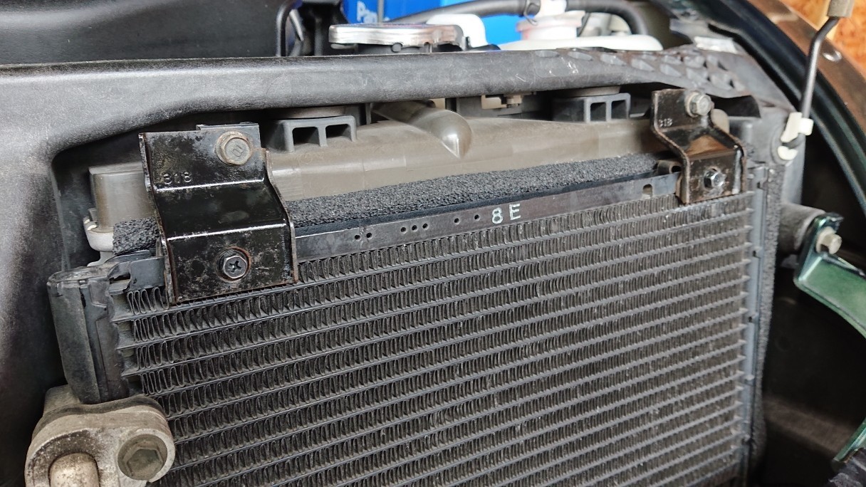 エアコンコンデンサ固定ボルト交換（ダイハツ コペン・L880K）by