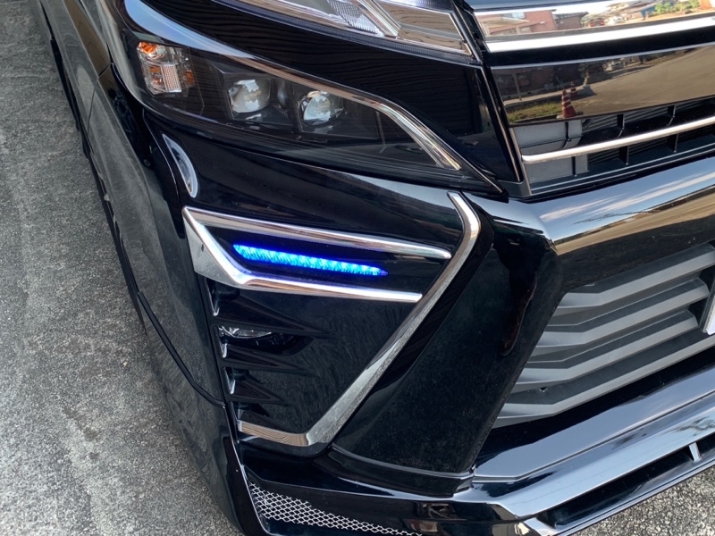 シグネチャーイルミブレードにスイッチ取り付け -その1-（トヨタ