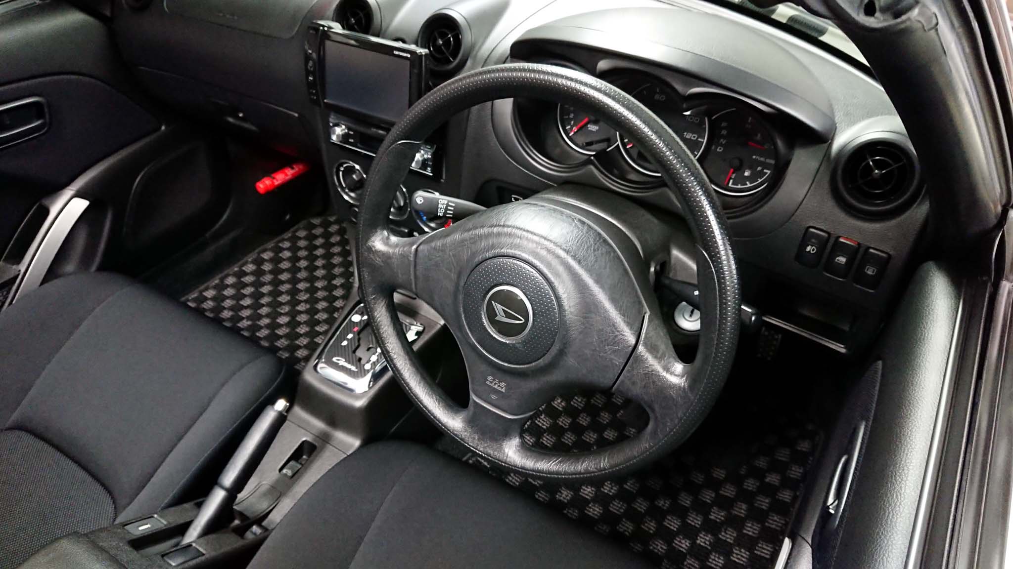 純正MOMOステアリングへ交換（ダイハツ コペン・L880K）by ゴン太