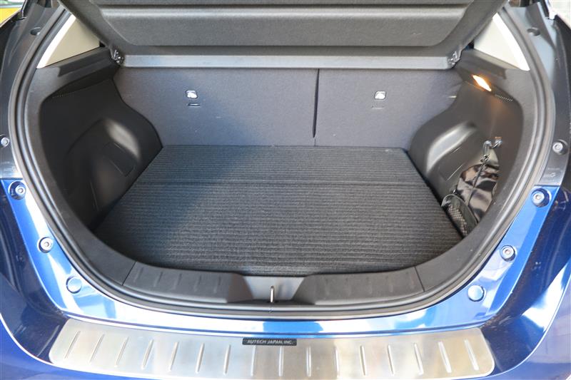 ラゲッジアンダーボックス作成（日産 リーフ・ZE1）by 5940 - みんカラ