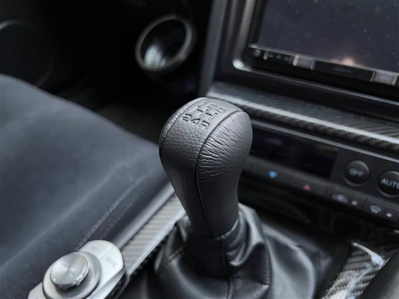 nismoステアリング・純正シフトノブ（日産 スカイラインGT‐R・R33