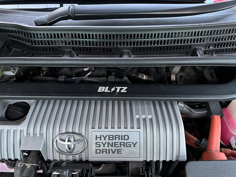 ブリッツのタワーバーを付けてみた！(￣▽￣)（トヨタ プリウス・30系