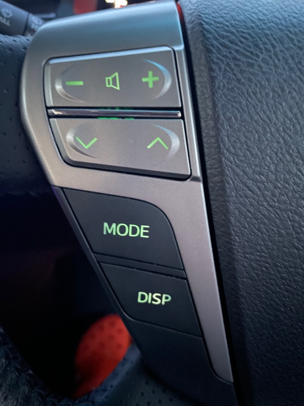 ステアリングスイッチLED打ち替え（トヨタ アルファード・20系）by