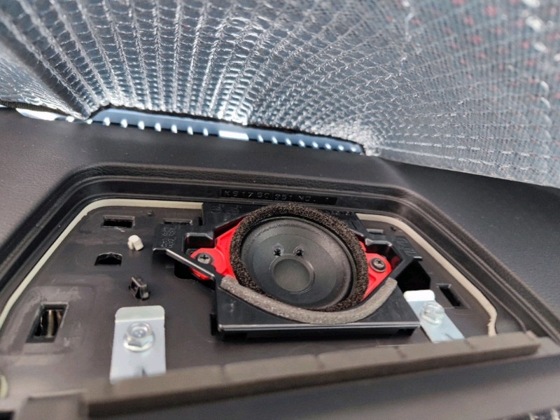 センタースピーカー回り 制振処理（マツダ CX-60・KH）by seitan@tdn