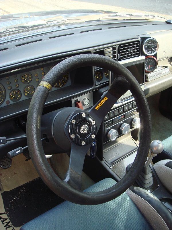 希少 ランチアデルタ EVO2 純正ステアリングMOMOコルサ 希少ランチア